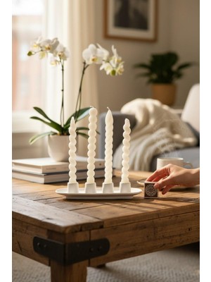 Mum ve Parafin 4’lü Masaüstü Şamdan Seti – Dekoratif Döküm Şamdanlık | 20 - 25 mm Çap Muma Uyumlu | Modern Minimal Tasarım