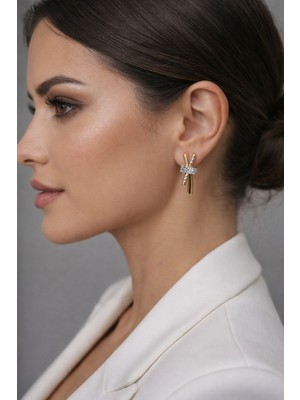 Kadın Gümüş Taşlı Çok Renkli Küpe Modern Tasarım Hafif Kullanım İçin Şık Aksesuar