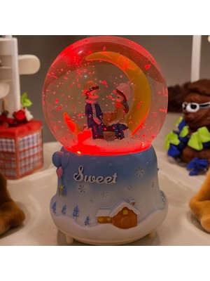 Uzman Ticaret Kar Küresi Müzik Kutusu ( Hilal Figürlü Kar Altında Oturan Çift )