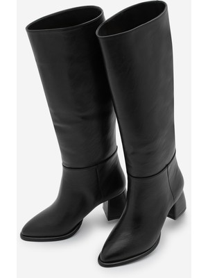 Marjin Kadın Sivri Burun Fermuarsız Kalın Topuklu Çizme Aluta Siyah
