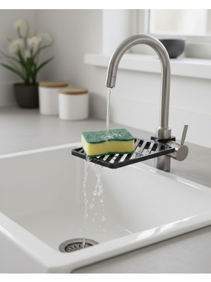 Adat Musluk Askısı