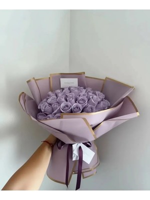 Weloveis Lila Zemin Gold Çerçeve - Çiçek Buket Kağıdı - 55X55CM - 20 Sayfa