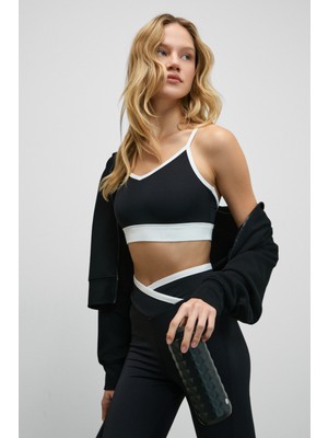 Urban Beat Sturban Kadın Esnek ve Yumuşak Dokulu Kontrast Kumaşlı Askılı Siyah Spor Sütyeni