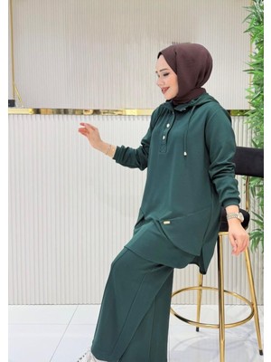 Ayşe Akay Kapüşonlu Düğme Detaylı Ikili Takım