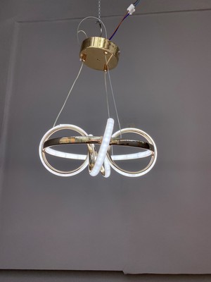 Zeya Lighting Yüksek Aydınlatmalı Kuzey Mini Model Gold Kaplama Sarkıt Modern 3 Renk LED Avize