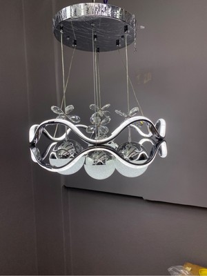 Zeya Lighting Yüksek Aydınlatmalı Tac Model Krom Kaplama 4 Toplu Sarkıt Modern 3 Renk LED Avize