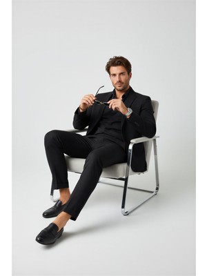 MD1974 Slim Fit Pamuk Saten Gizli Yaka Düğmeli Kolay Ütülenebilir Beyaz Erkek Gömlek