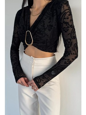 Gülseli Kadın Omuz Vatkalı Ön Tokalı Crop Top Bluz P-00020141