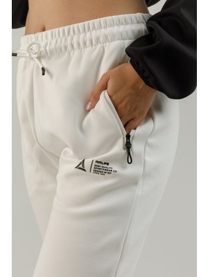 Airlife Clubby Ir Zone Kadın Ribana Paçalı Eşofman Altı Beyaz