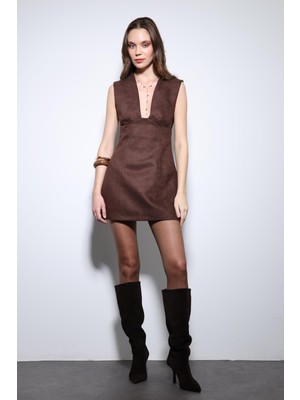 Antioch Kahve Dekolteli Kısa Elbise