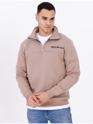 Yarım Fermuarlı Sweatshirt Soğuk Geçirmez Regular Fit Kesim Relax 3 Iplik Içi Polarlı Pamuklu Dik Yaka  Nakış Detaylı Steeprockt
