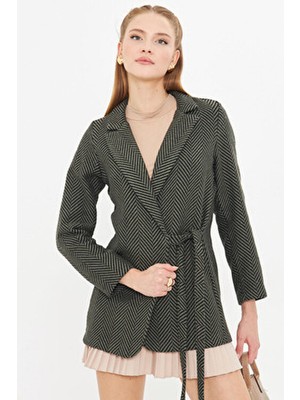 Armonika Kadın Haki Yandan Bağlamalı Balık Sırtı Desen Kaşe Ceket ARM-25K001074