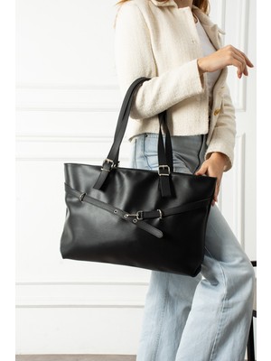 Valu Accessorize Bianco Kadın Mat Deri Kemer Detaylı Omuz Çantası