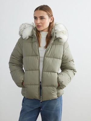 Lc Waikiki Yeni Sezon Kadın Kapüşonlu Düz Şişme Mont