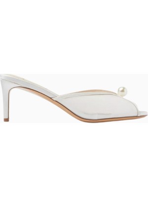 Black Suede Studio Sadie 65 Beyaz Tül-Deri Inci Detaylı, El Yapımı Zarif Mule Sandalet