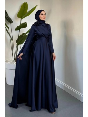 Tesettür Diyarı Fores Omzu Güllü Pelerinli Saten Tesettür Abiye- Lacivert