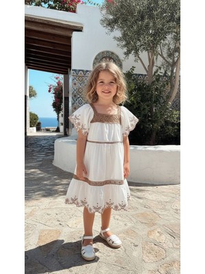 Kız Çocuk Nakış ve Dantel Detaylı Pamuklu Yazlık Beyaz Elbise