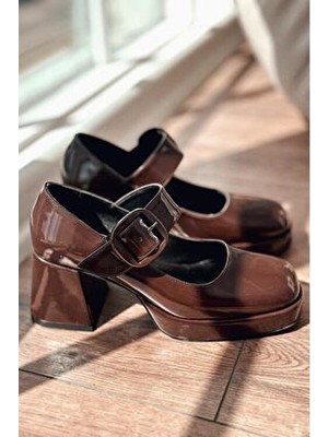 I Love Shoes Lanis Rugan Toka Detaylı Platform Topuklu Ayakkabı Acı Kahve