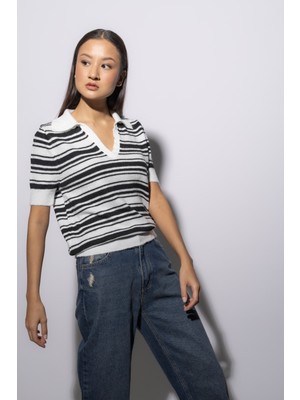 Nisan Triko Çizgili Polo Yaka Kazak