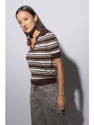 Nisan Triko Çizgili Polo Yaka Kazak