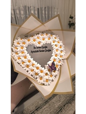  kişiye özel solmayan kalpli aynalı beyaz papatya buketi