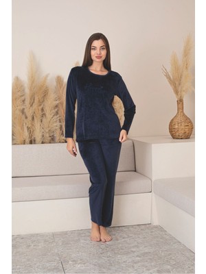 Asel Kadın Kırmızı Renk Likralı Kadife Pijama Takımı