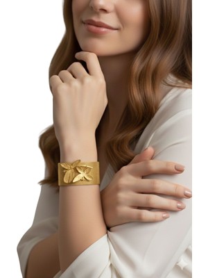 Nadide Aksesuar Hasır Bileklik Kelebek Detaylı Gold Hsr-Blklk-Klbk-Dtyl-Gld