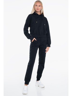 Guess Stacıe Kadın Sweatshırt V4BQ00KC5O0