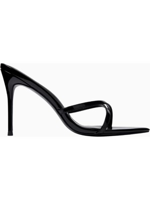 Donatella 100 Rugan Görünümlü Vegan Deri Ince Topuklu Kadın Sandalet, Şık ve Zarif