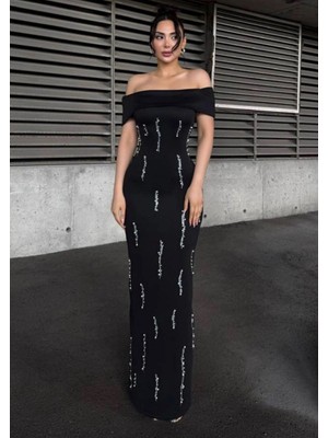 Diloxe Taş Işlemeli Madonna Yaka Elbise