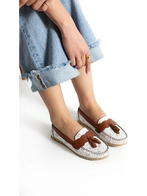 Hepici Beyaz Desenli Günlük Babet Püsküllü Hafif Rahat Ayakkabı