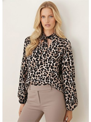 Armonika Kadın Bej Viskon Yakası Bağlamalı Bisiklet Yaka Regular Kalıp Bluz ARM-25K001096