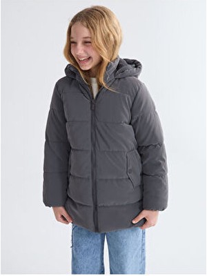 LC Waikiki Lcw Kids Kapüşonlu Kız Çocuk Mont Siyah Uzun Kollu Orta Kalınlık Türkiye Menşeli