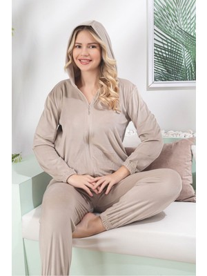 Asel Kadın Kapşonlu Yeşil Renk Kadife Uzun Kollu Lastikli Takımı