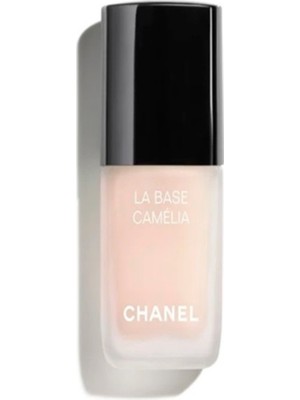 Chanel Tırnaklarınızı Oluşacak Hasarlara Karşı Koruyan Yenileyici Tırnak Bazı