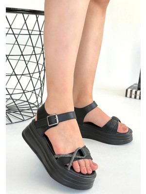 SHC4200 Luno Siyah Cilt Kemerli Sandalet
