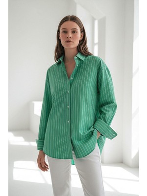 Madmext Mint Yeşili Çizgili Regular Kesim Kadın Gömlek MG2610
