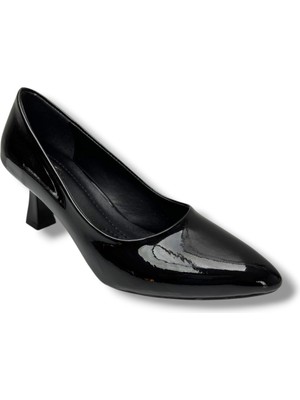 C-Shoes 349-26 Rugan Deri Orta Boy Topuklu Kadın Stiletto