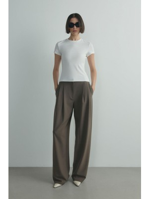 Suud Collection Ekru Skinny Fit Basic Tişört