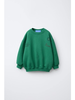 Çocuk Ikili Takım – Yeşil Nakışlı Sweatshirt & Çizgili Pantolon