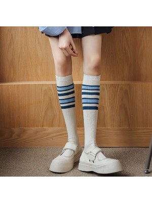 TrendyChic Mavi Çizgili Beyaz Dizaltı Çorap