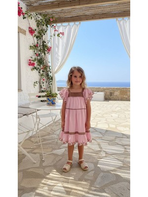 Kız Çocuk Nakış ve Dantel Detaylı Pamuklu Yazlık Pembe Elbise