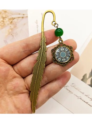 Yaratıcı Sanatlar Atölyesi Saat Illüstrasyonlu Işlemeli Göz Alıcı Metal Kitap Ayracı Benzersiz ve Sıra Dışı Hediye