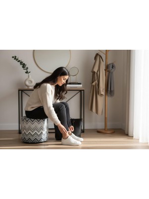 Elanora Home Dokusu ve Modern Tasarımıyla Her Ortama Uyum Sağlayan Çok Amaçlı Puf