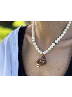 Gad El Yapımı Doğal Deniz Kabuğu Kolye – Bohem Tasarım Doğal Taş Boncuklu Kadın Kolye