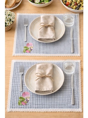 Nakışlı Dantel Detaylı Amerikan Servisi – Işlemeli, Şık ve Doğal Tasarım (30 x 45 Cm)