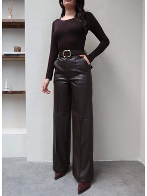 Esra Helvacı Dikiş Detaylı Deri Pantolon