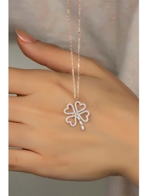 By More Baget Taşlı Gümüş Dört Yapraklı Yonca Kolye