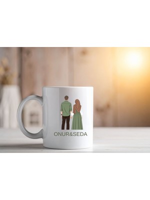 Kişiye Özel Arkadan Bakış Çift Tasarımlı Kupa Bardak – Isimli