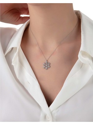 By More 925 Ayar Gümüş Kar Tanesi Kolye